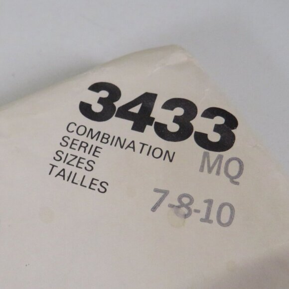 McCalls 3433 Clothing Pattern EASY kids Robe, Pants, Top; PJs, Marshal Arts - Picture 10 of 11